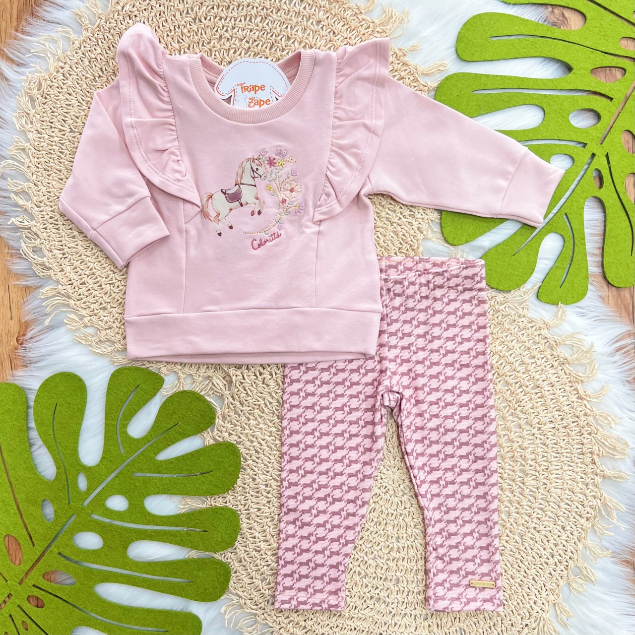 Conj. Casaco de Moletom Cavalinho com Flores Bordadas e Calça Legging - Rose
